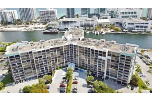 400 Leslie Dr APT 925, Hallandale Beach, FL 33009, Sold 08/31/23