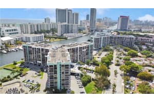 400 Leslie Dr APT 925, Hallandale Beach, FL 33009, Sold 08/31/23