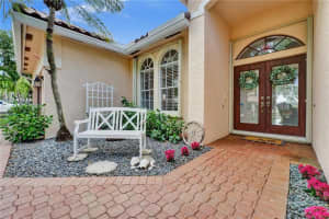 16280 Owasco Cir, Davie, FL 33331, Sold 04/20/23