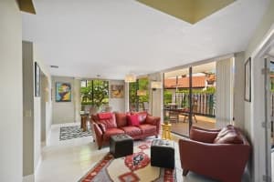 5818 Fox Hollow Dr, Boca Raton, FL 33486, Sold 05/01/23