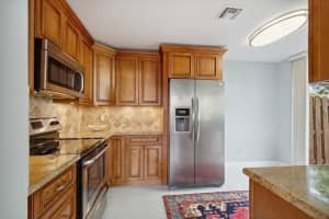 5818 Fox Hollow Dr, Boca Raton, FL 33486, Sold 05/01/23