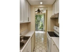3660 INVERRARY DR 3L, Lauderhill, FL 33319 - MLS#F10372011