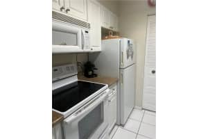 500 NE 2nd St APT 324, Dania Beach, FL 33004, Sold 05/16/23