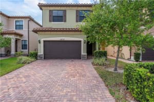 4838 NW 56th Ct, Tamarac, FL 33319 Sold 06/13/23