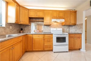 4960 E Sabal Palm Blvd   301, Tamarac, FL 33319 Sold 07/14/23