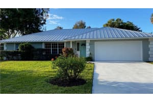 35 Forest Park Dr, Vero Beach, FL 32962, Sold 04/28/23