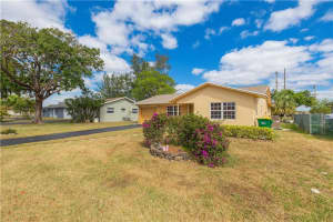 9211 NW 83rd St, Tamarac, FL 33321, Sold 04/14/23
