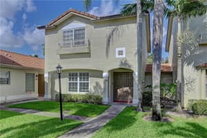 704 NW 108th Terrace, Pembroke Pines, FL 33026, Sold 04/28/23