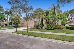 918  Spoonbill Cir, Weston, FL 33326 Sold 05/31/23