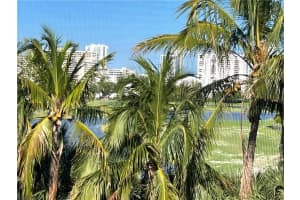 200 NE 14th Ave, Hallandale Beach, FL 33009, Sold 04/07/23