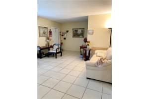 10217 NW 80th Ct, Tamarac, FL 33321, Sold 05/05/23