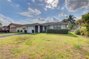 8285 Nw 98th Ave Tamarac, FL 33321 Sold 05/11/23