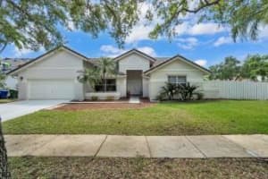 16340 NW 11th St, Pembroke Pines, FL 33028 Sold 06/09/23