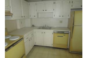 351  Cambridge Rd   206, Hollywood, FL 33024 Sold 05/31/23