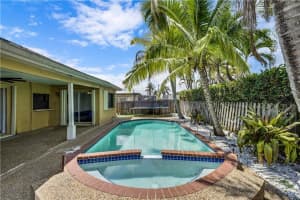 11311 NW 40th Pl, Sunrise, FL 33323 Sold 07/25/23