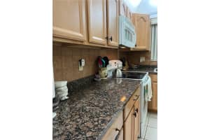 2050 NE 39th St, Lighthouse Point, FL 33064, Sold 05/03/23