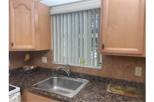 2050 NE 39th St, Lighthouse Point, FL 33064, Sold 05/03/23