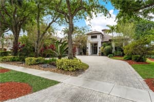 323  Merlin Way, Plantation, FL 33324 Sold 08/29/23