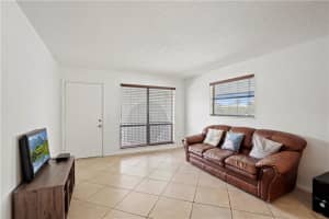 55 SE 14th St, Boca Raton, FL 33432, Sold 04/27/23