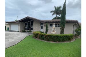 900 NW 207th St, Miami, FL 33169 Sold 06/05/23