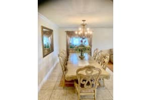 900 NW 207th St, Miami, FL 33169 Sold 06/05/23