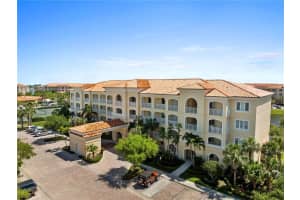 2  Harbour Isle Dr   202, Fort Pierce, FL 34949 Sold 01/10/24