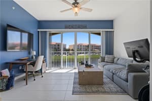 2  Harbour Isle Dr   202, Fort Pierce, FL 34949 Sold 01/10/24