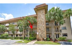 4940 E Sabal Palm Blvd, Tamarac, FL 33319, Sold 05/16/23