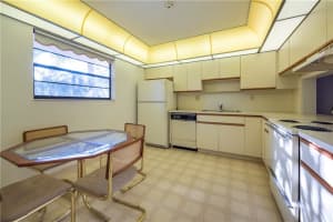 4940 E Sabal Palm Blvd, Tamarac, FL 33319, Sold 05/16/23