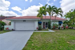 888 NW 104th Ln, Coral Springs, FL 33071 Sold 05/31/23