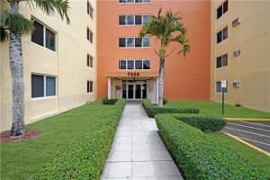 7000 NW 186th St, Hialeah, FL 33015, Sold 04/26/23