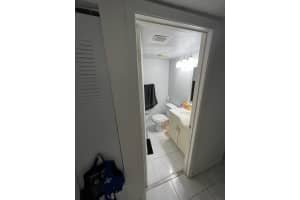 214 Lake Pointe Dr, Oakland Park, FL 33309, Sold 05/01/23