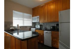 741 Bayshore Dr, Fort Lauderdale, FL 33304, Sold 05/01/23