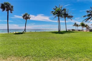 1043  Hillsboro Mile   7D, Hillsboro Beach, FL 33062 Sold 06/26/23