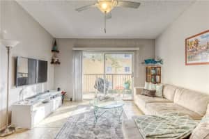 1200 Crestwood Ct S, Royal Palm Beach, FL 33411, Sold 05/31/23