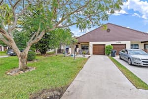 8523  Lake Point Court Lake Worth, FL 33467 Sold 06/01/23