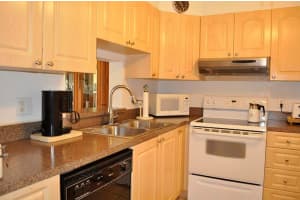 1025 SE 3rd Ave   105, Dania Beach, FL 33004 Sold 09/22/23