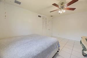 521 SW 70th Ter, Pembroke Pines, FL 33023 - MLS#F10374059