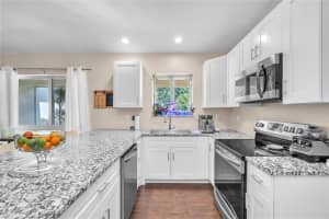 961 W country club circle, Plantation, FL 33317 Sold 06/27/23