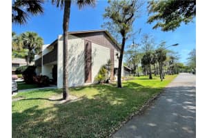 801 NW 47th St   801, Deerfield Beach, FL 33064 Sold 05/24/23