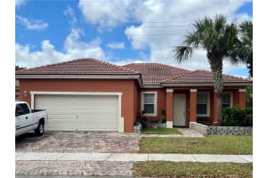 1322 SE 16th Ave, Homestead, FL 33035 Sold 06/09/23