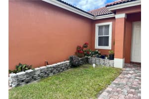 1322 SE 16th Ave, Homestead, FL 33035 Sold 06/09/23