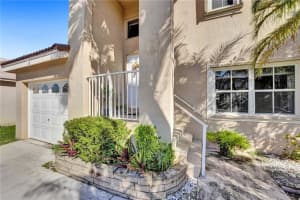 7519 Viscaya Cir, Margate, FL 33063, Sold 04/24/23