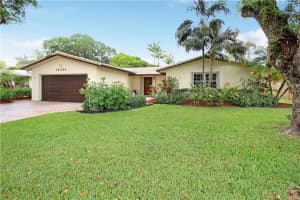 10385 NW 42nd Dr, Coral Springs, FL 33065, Sold 04/21/23