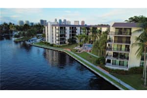 1350 River Reach Dr, Fort Lauderdale, FL 33315, Sold 05/05/23