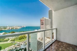 253 NE 2nd St   2303, Miami, FL 33132 Sold 11/16/23