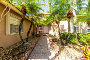 6425 Nw 107th Ter Parkland, FL 33076 Sold 05/11/23