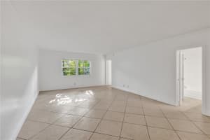 2426 Se 17th Street 108a, Fort Lauderdale, Fl 33316 Fort Lauderdale, FL 33316 Sold 07/11/23