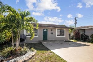 6102 NW 68th Ave, Tamarac, FL 33321 Sold 12/01/23