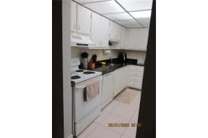 8050 W Mcnab Rd   212, Tamarac, FL 33321 Sold 08/15/23